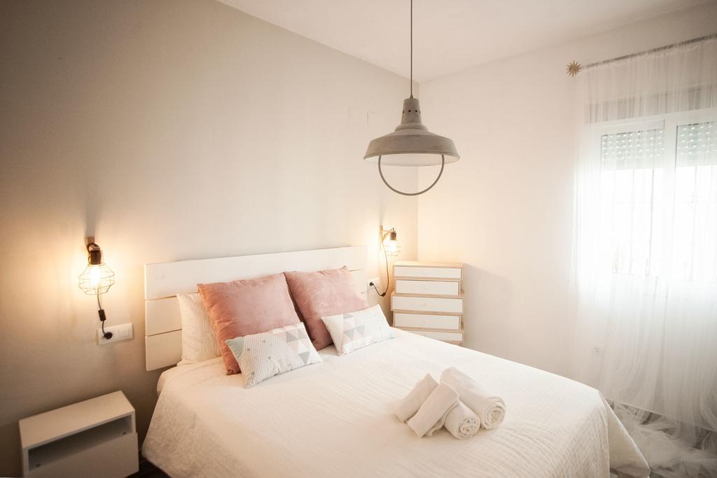 Hsh Suites Corrala Triana Sevilla Exteriör bild